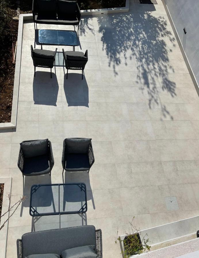 Apartmani Cvitanovic Baska Voda Luaran gambar
