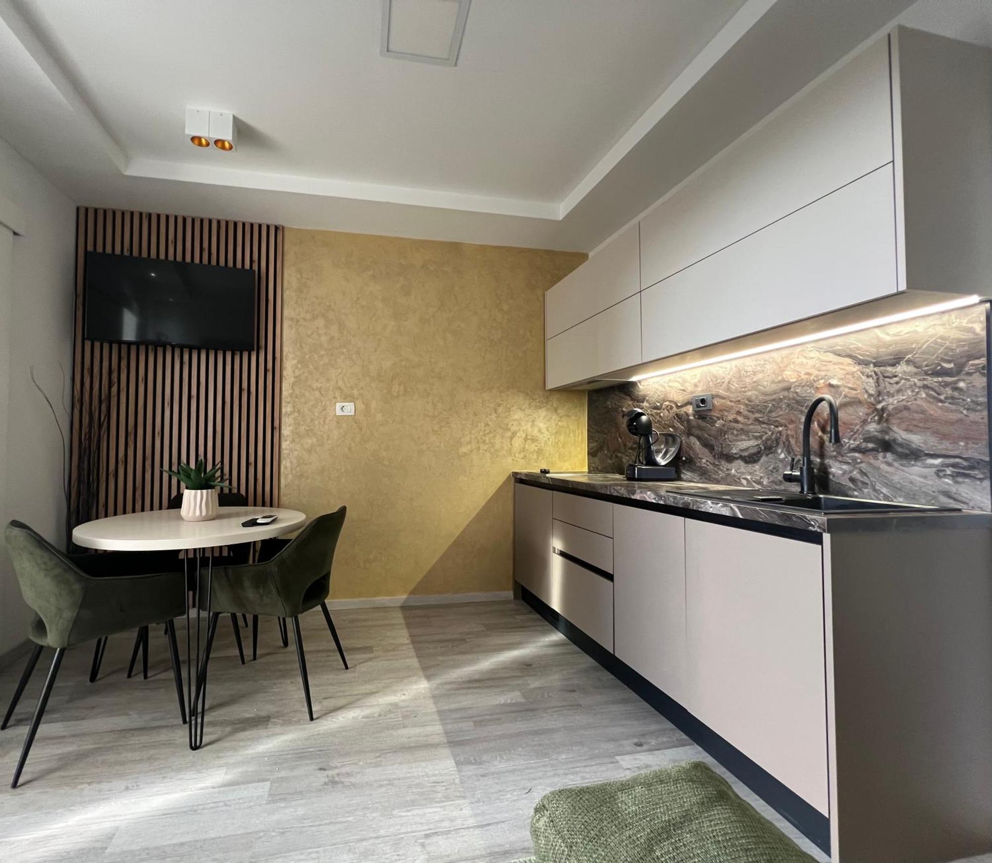 Apartmani Cvitanovic Baska Voda Luaran gambar
